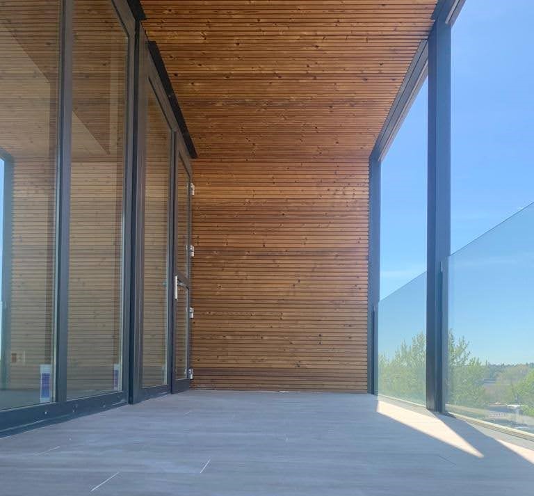 Conjunto de módulos de oficina prefabricada exterior instalados en Alcobendas Madrid