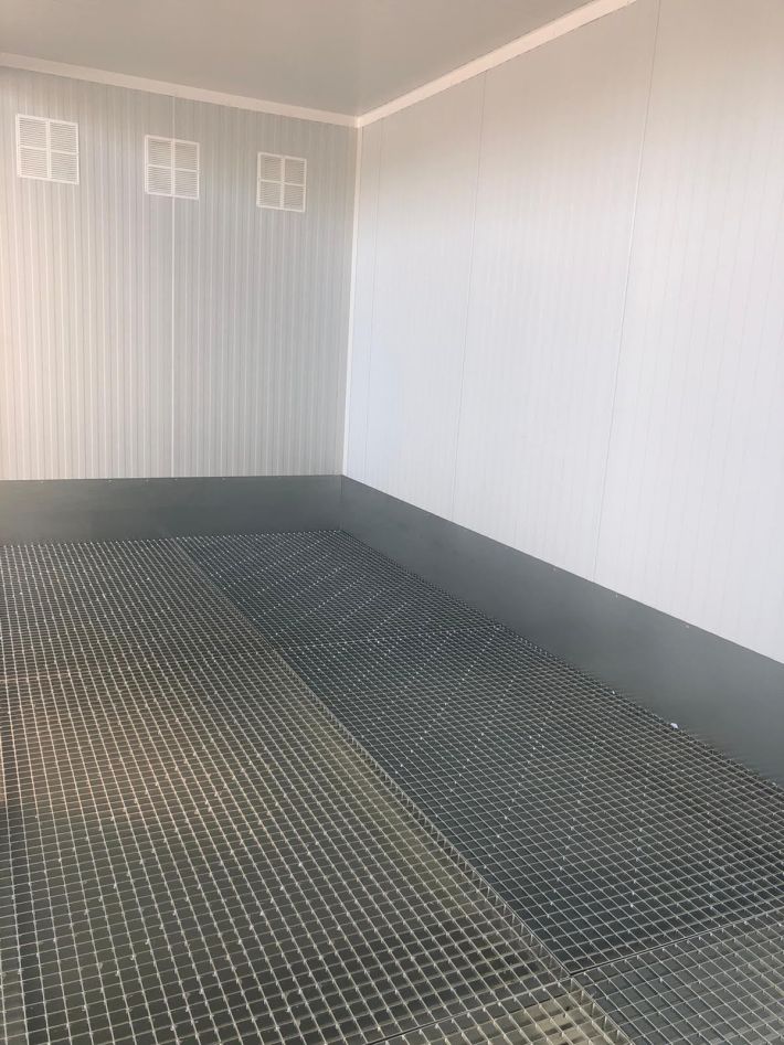 Interior modulo almacen de residuos