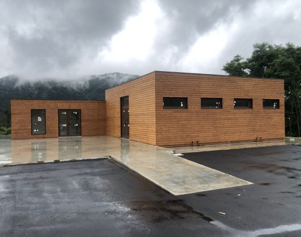 Centro cultural y educativo prefabricados