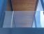 Detalle de fachada de oficina prefabricada exterior con madera termotratada en Alcobendas